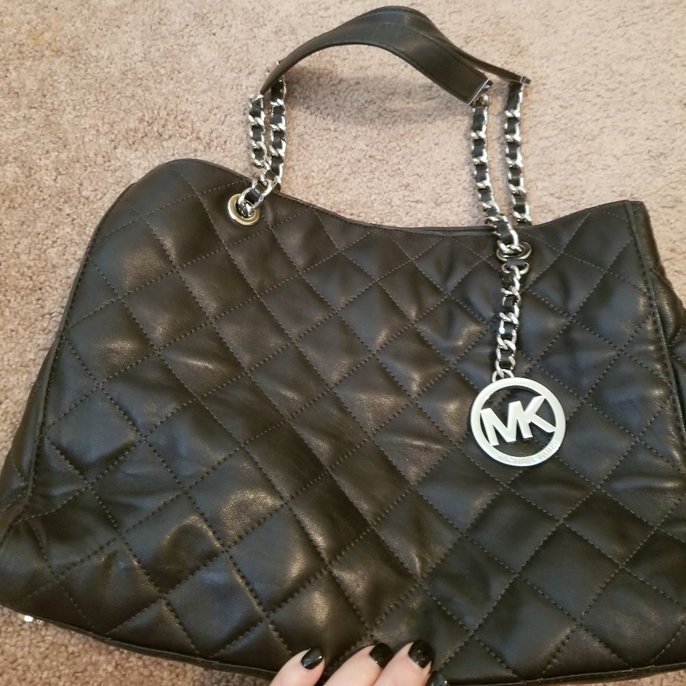 Black michael kors